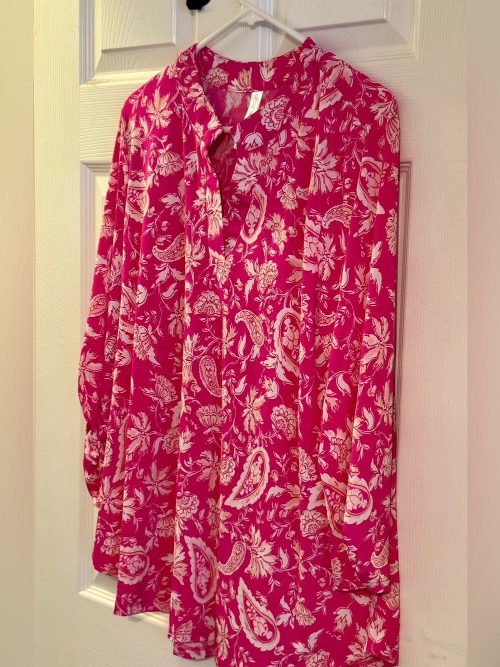 Women's Bright Pink Paisley Floral Top - Picture 6 of 6